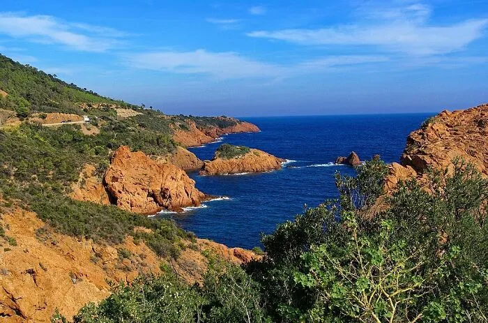 Saint Barthelemy — 10 994 People