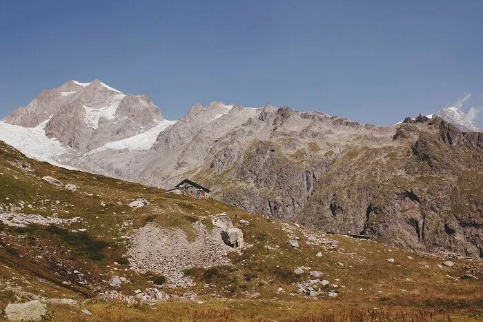 Here Are 18 Pictures Of Beautiful Mountain Scenery From My Hike 2 Years Ago
