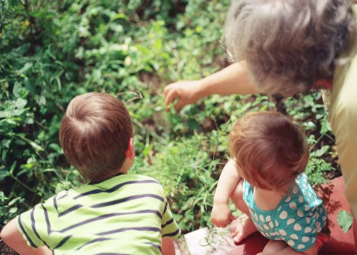50 Eye-Opening Reasons Not To Have Kids in Today’s World