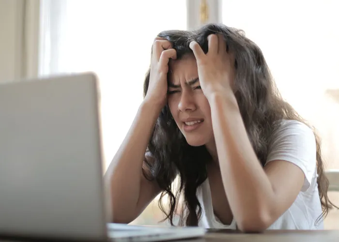 20 Personas que se han dado cuenta de que su pareja es idiota