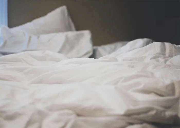 35 People Reveal Deathbed Confessions They've Heard That They Can't Get Out Of Their Heads