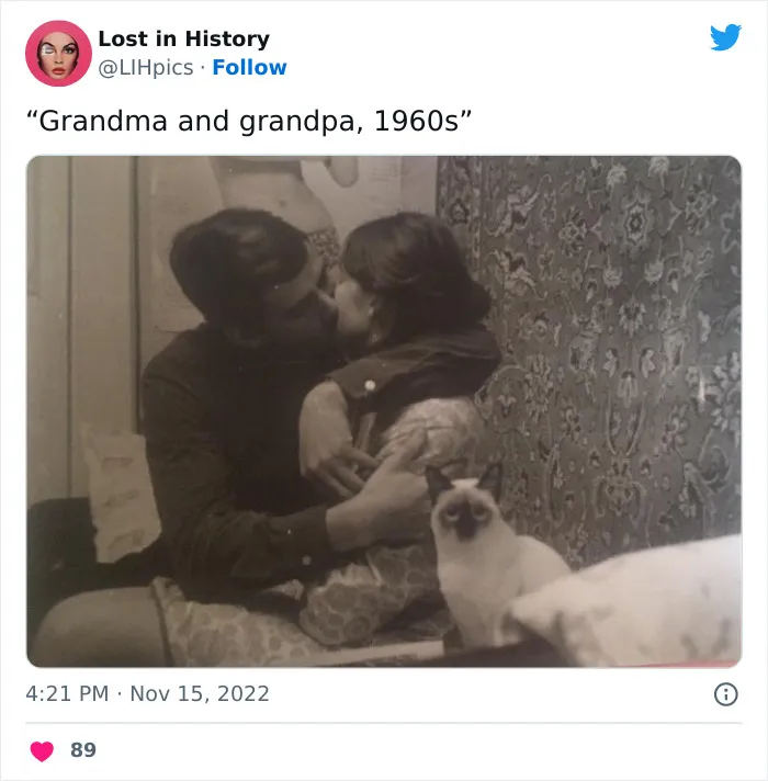 Dedicated Twitter Page Shares Lesser-Seen Moments From History, And Here’re 30 Of The Best Ones