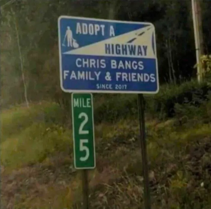 This Facebook Group Is Full Of The Funniest And Craziest Signs Found In Public, And Here Are 30 Of The Best Ones