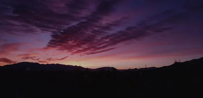 I Captured The Winter Sunrises On My Phone (10 Pics)