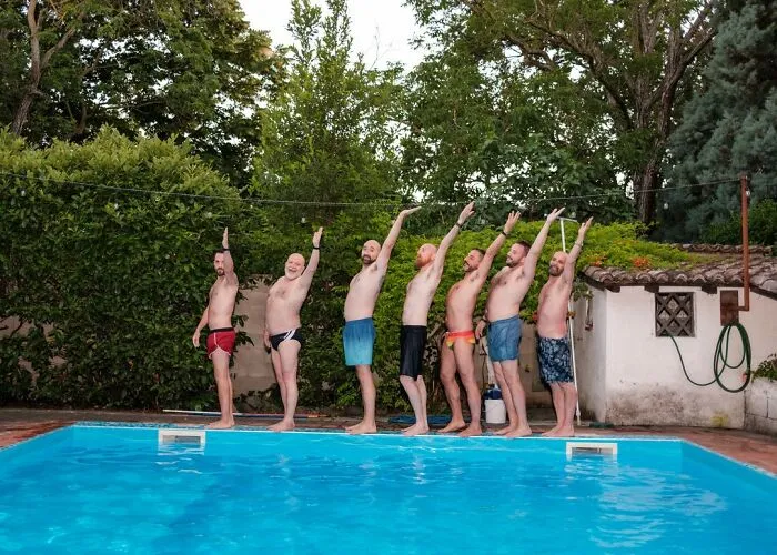 40 Honest Wedding Photos By Ian Weldon That Are As Funny As They Are Chaotic (New Pics)