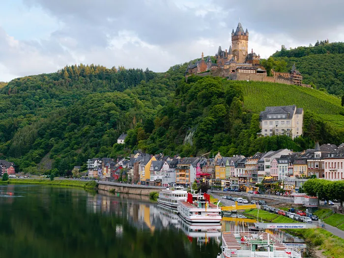 30 People Share Things That Scream "European"