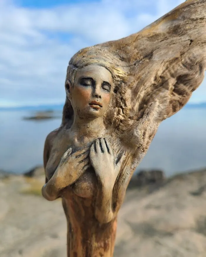 This Canadian Artist Makes Incredible Sculptures Out Of Driftwood, Seashells, Dried Mushrooms And More (38 New Pics)