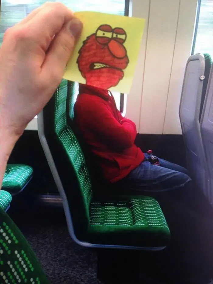 This Illustrator Turned Fellow Commuters Into Cartoonish Characters (21 Pics)