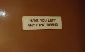 "Ominous Signs": 50 Creepy Messages Spotted In The Wild