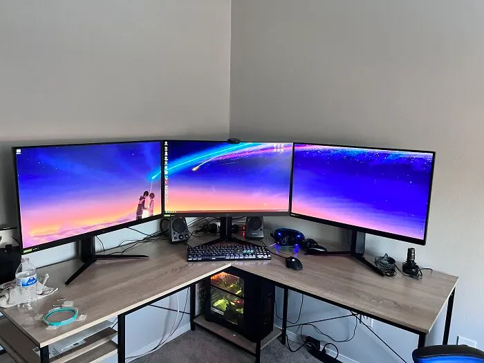 Okay, So Maybe 96 Inches Of Windows Desktop Space Is A Little Superfluous