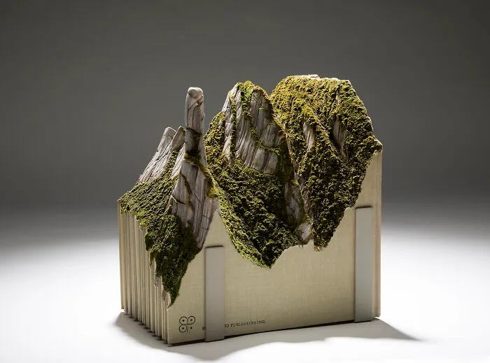 30 Stunning Landscapes That This Artist Created By Carving And Painting Old Books