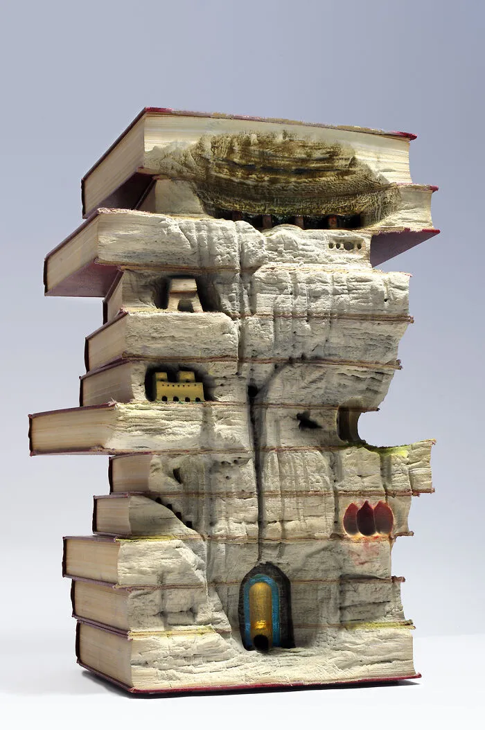30 Stunning Landscapes That This Artist Created By Carving And Painting Old Books