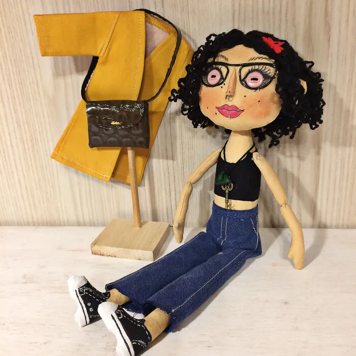 I Create Custom Made Coraline Dolls (10 Pics)