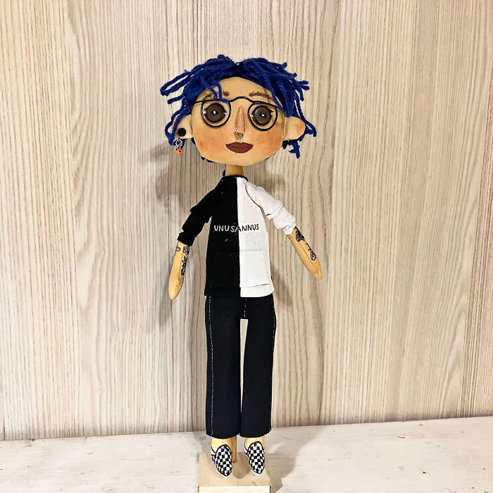 I Create Custom Made Coraline Dolls (10 Pics)