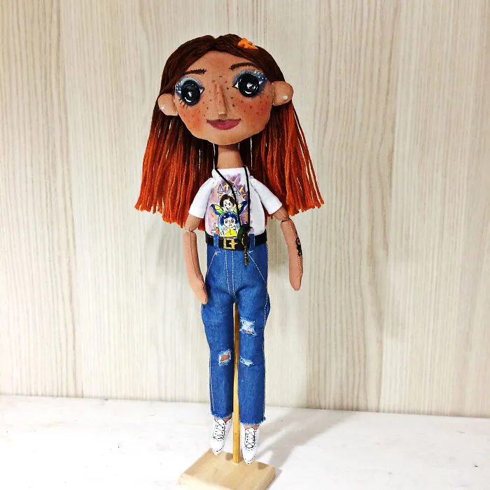 I Create Custom Made Coraline Dolls (10 Pics)