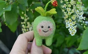 7 Forest Spirits That I Made From Felt