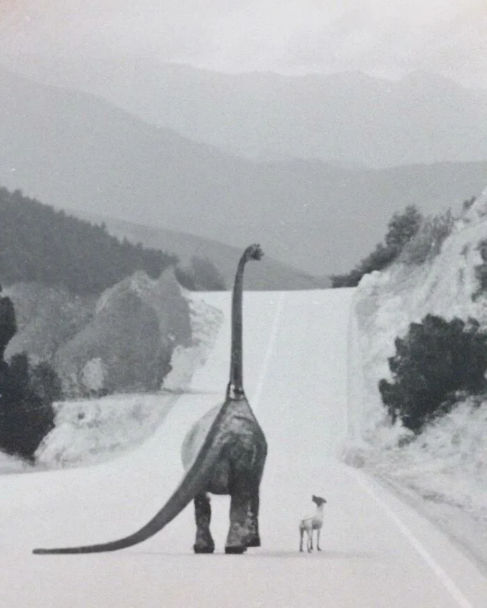 My 60 Surreal Collages That Combine Past And The Future Into Retro-Futuristic Artwork