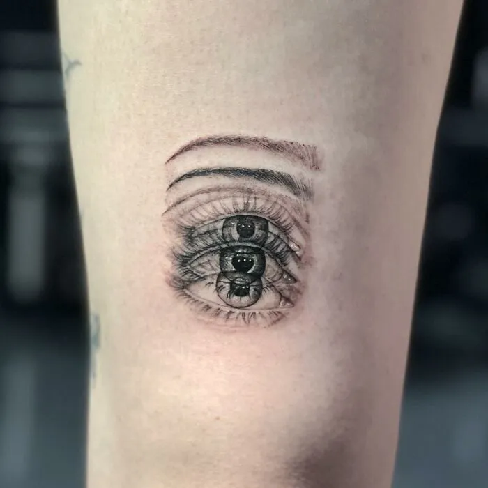My 35 'Moving' Tattoos That Might Make You Feel Dizzy