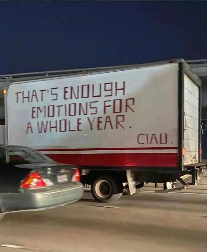 Absolutely Chaotic Memes From The “Absurd Posting” Page That May Leave You Questioning Things (50 Posts)