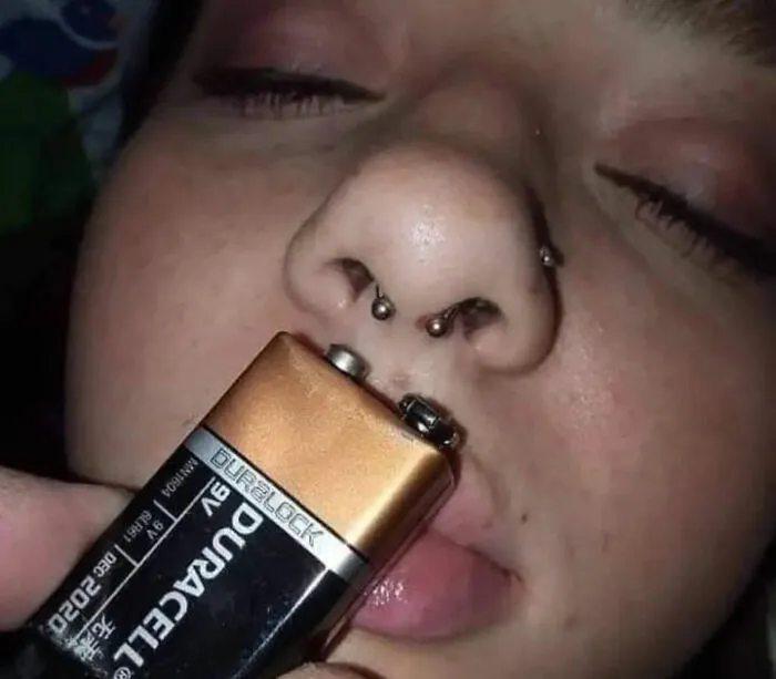 Absolutely Chaotic Memes From The “Absurd Posting” Page That May Leave You Questioning Things (50 Posts)