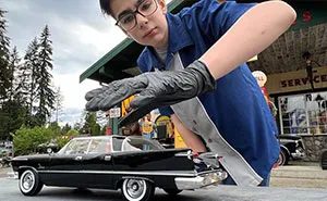 15 Y.O. Photographer Masterfully Uses Forced Perspective To Fool The Eye And Make Toy Cars Look Like Real Autos (30 Pics)