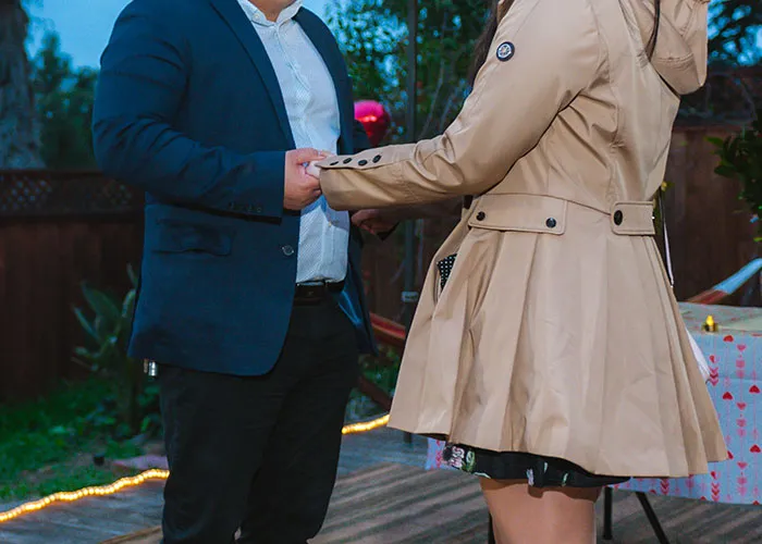 "I Got Booed Out Of The Restaurant After I Said No": 30 People Share Their Experiences And Opinions On Public Proposals