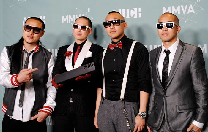 “I Guess It Rains Down In Africa”: 30 People Share Their Most Hilariously Misheard Lyrics