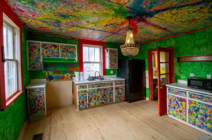 40 Of The Worst Examples Of Home Decor That People Thought Deserved To Be Roasted On This Facebook Group (New Pics)