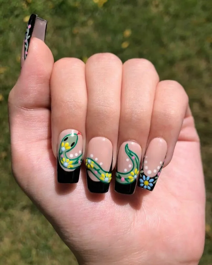 Snake Print Nail Art