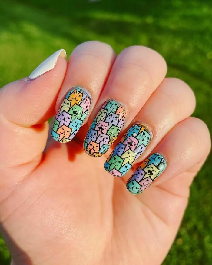 Dreamy Cat Nail Art