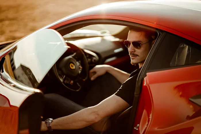 People Share 30 Small Subtle Things About Wealthy People That Scream They Are Insanely Rich