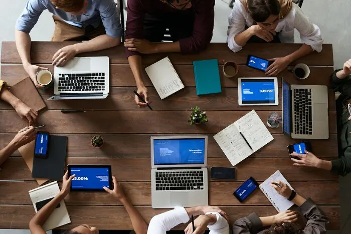 30 Behaviors That Scream “I Have No Life”, As Pointed Out In This Online Group