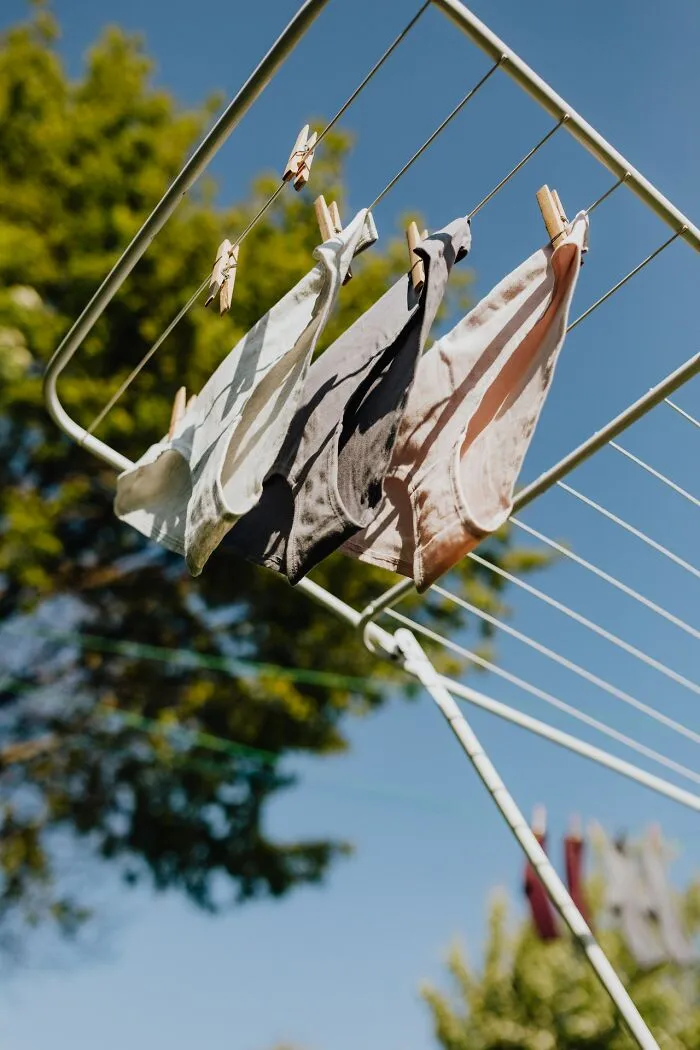 Someone Asks "Boys, What Is Something You Didn't Know About Girls Until You Got With One?" And 30 Folks Online Deliver
