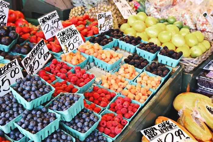 Buy Food Without Packaging Or Minimal Packaging