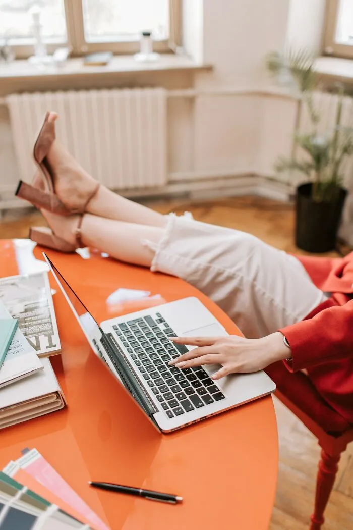 30 Behaviors That Scream “I Have No Life”, As Pointed Out In This Online Group