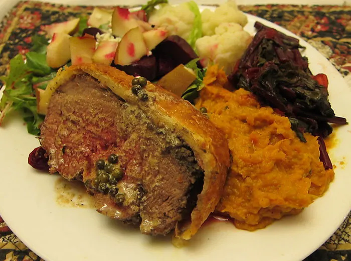 30 "Mediocre Foods" That People Say Are Underrated