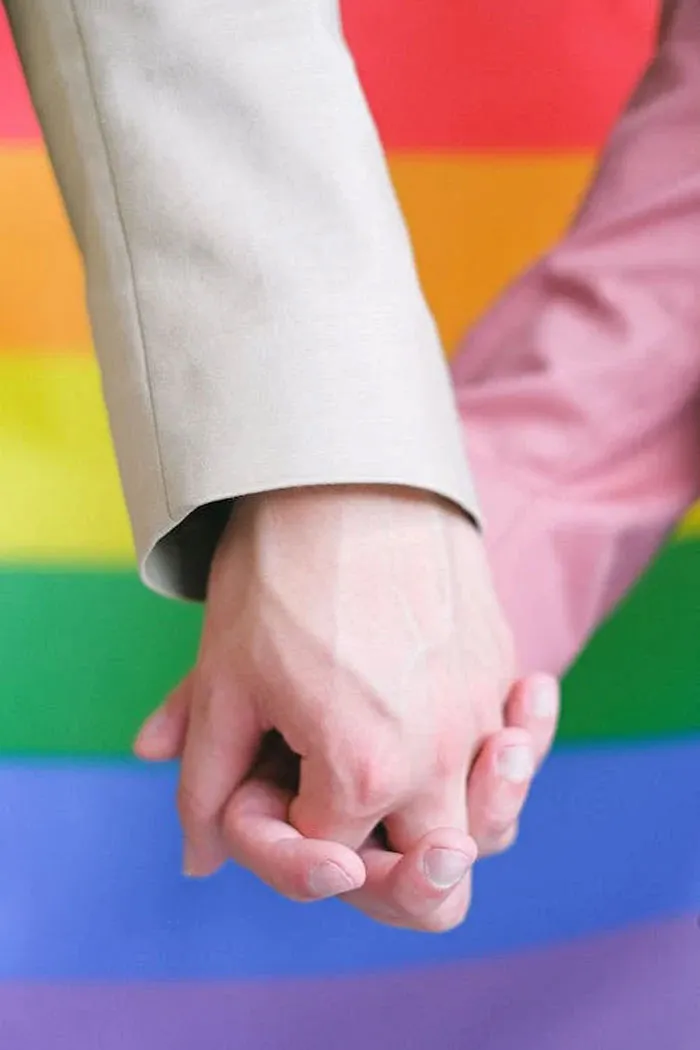 “Your Mother Owes Me £10”: 30 Of The Best Responses People Ever Received After Coming Out