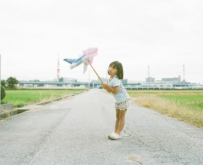 Japanese Photographer Has Taken The Cutest Pictures Of His Then 4-Year-Old Daughter (26 Pics)