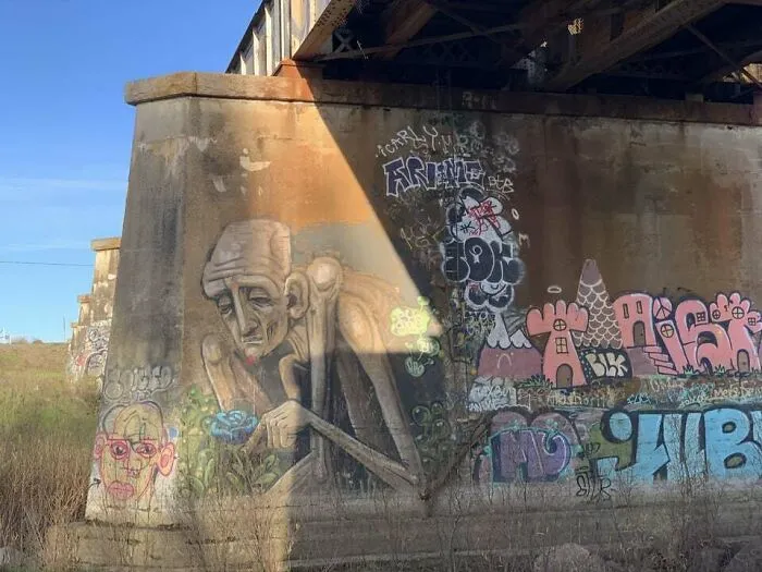Discovered This Masterpiece In The Middle Of Nowhere