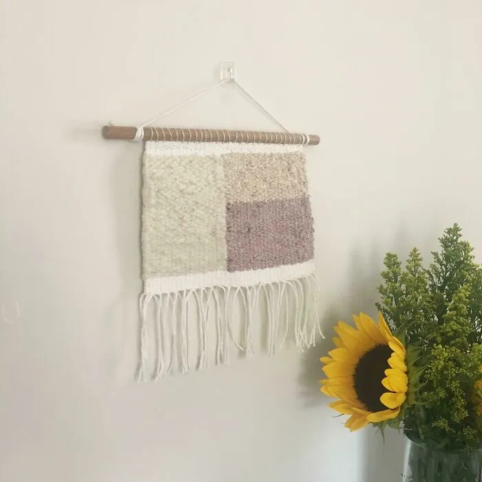 Woven wall on the wall 