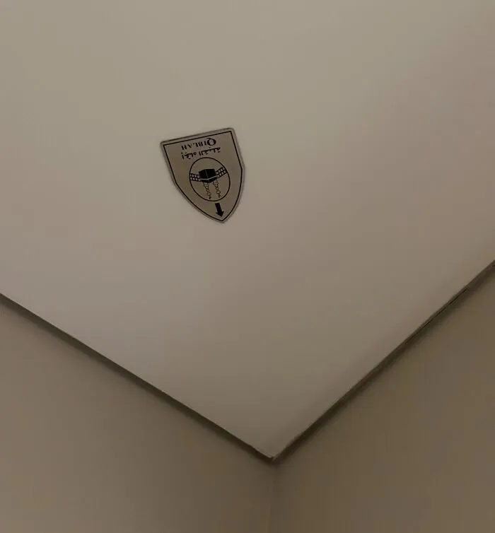 My Hotel Room In Dubai Lets You Know Which Direction Is Mecca