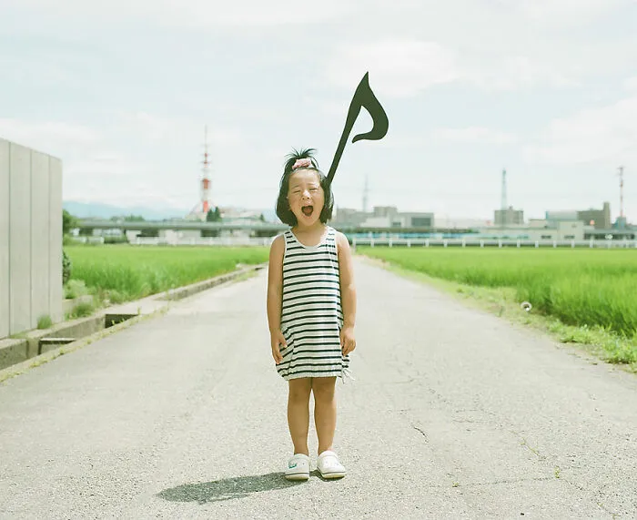 Japanese Photographer Has Taken The Cutest Pictures Of His Then 4-Year-Old Daughter (26 Pics)