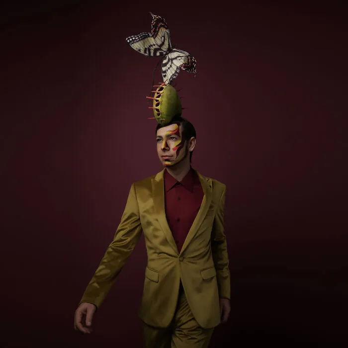 This Millinery Designer Creates The Craziest Headpieces And Hats That I’ve Ever Seen (62 Pics)