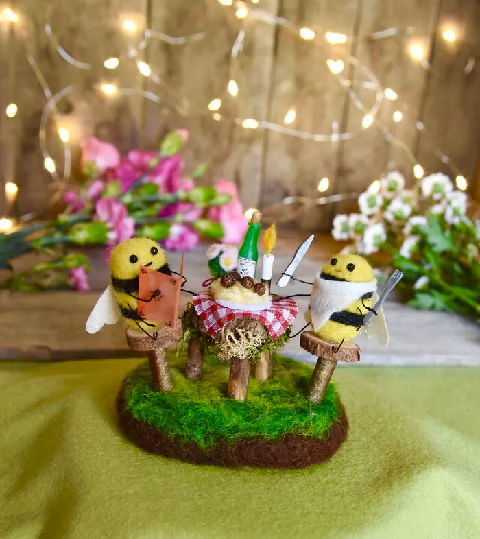 Dining Bees