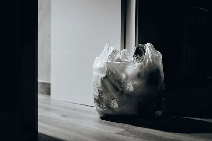 Waste Collectors Share 27 Trashy Things That People Do To Unintentionally Upset Them