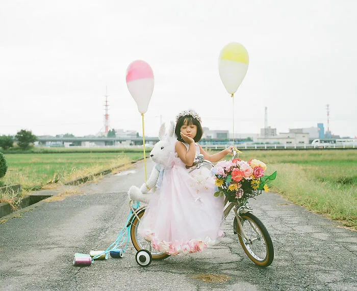 Japanese Photographer Has Taken The Cutest Pictures Of His Then 4-Year-Old Daughter (26 Pics)
