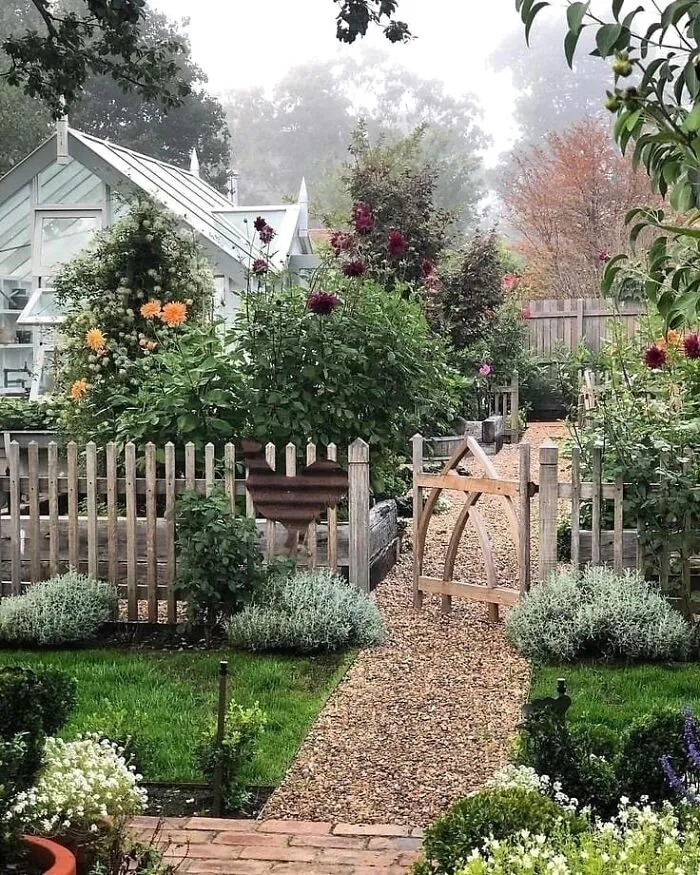 30 Awesome Examples Of Landscaping Done Right