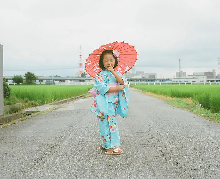 Japanese Photographer Has Taken The Cutest Pictures Of His Then 4-Year-Old Daughter (26 Pics)