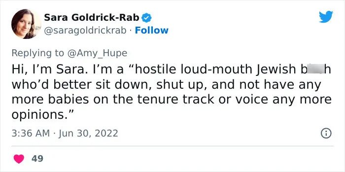 Someone Tweets, “Introduce Yourself With The Wildest Feedback You’ve Ever Received” And 50 People Don’t Hold Back