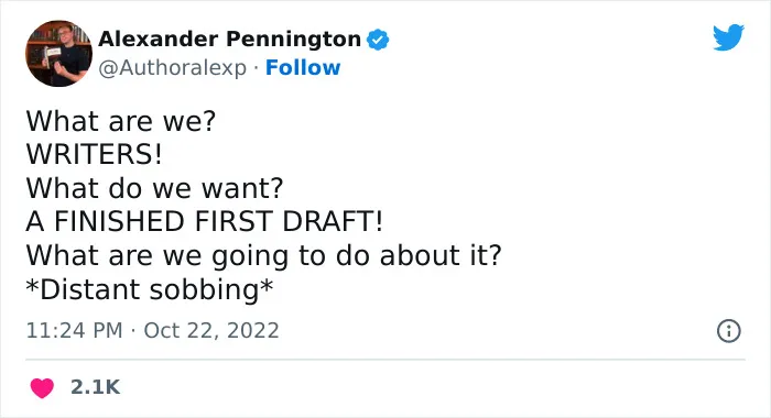 30 Comically Spot-On Tweets About Writing, Reading, And Everything In Between, As Pointed Out By This Author